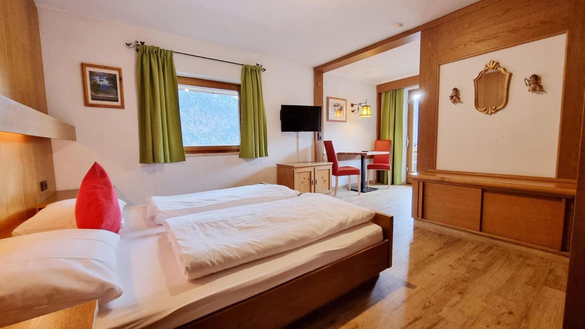 Ferienhaus Goldenes Landl Миттенвальд Экстерьер фото
